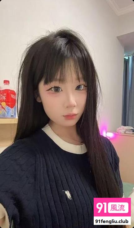 小巧玲珑型三点粉嫩妹
